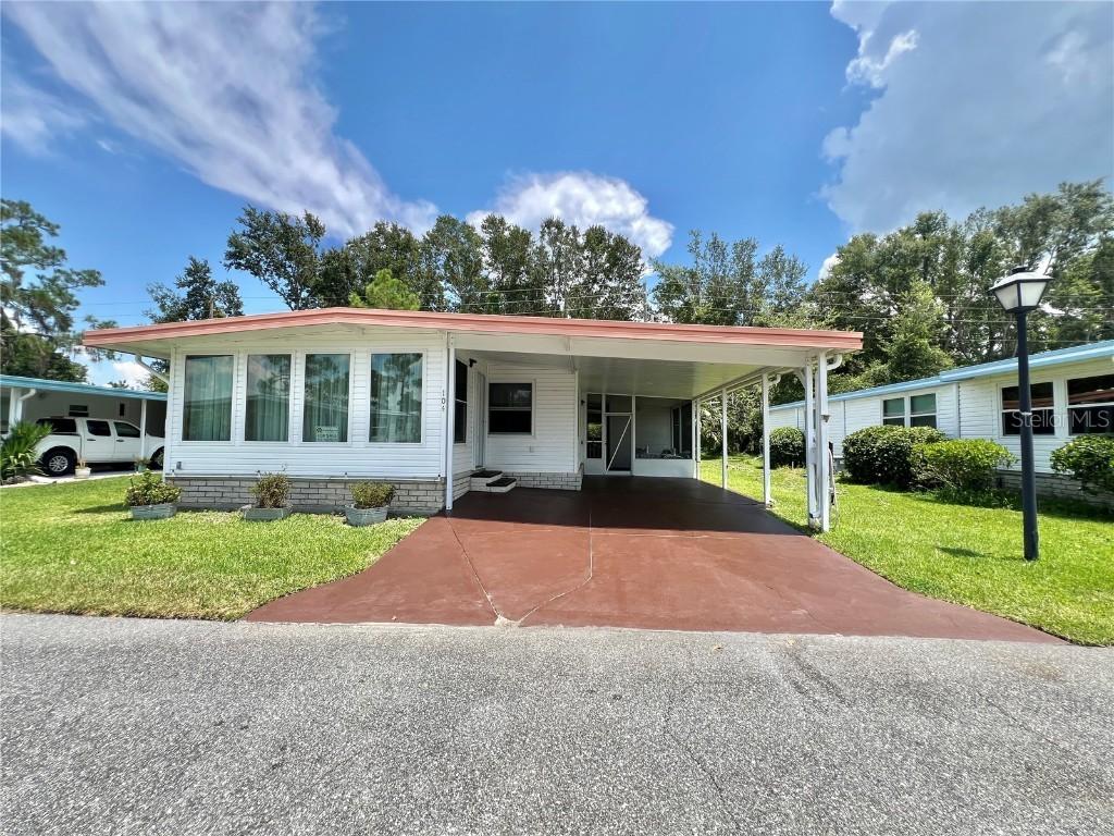 104 Chestnut St., Leesburg, FL 34748