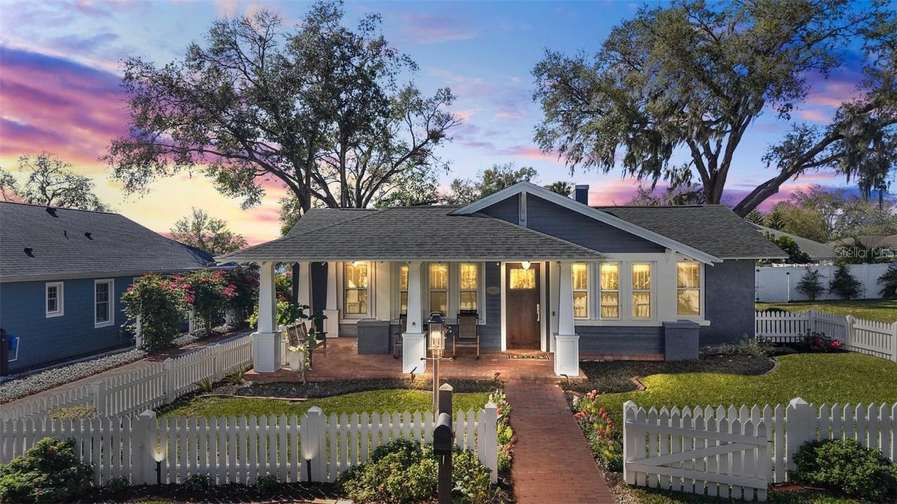 715 S Grandview St., Mount Dora, FL 32757