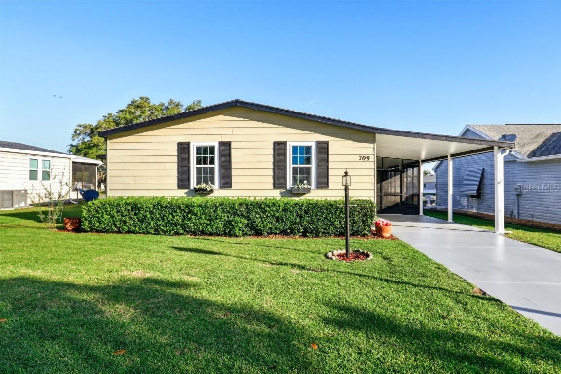 709 Turnberry Ln., The Villages, FL 32159