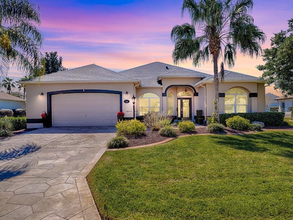 17694 SE 88th Covington Cir., The Villages, FL 32162