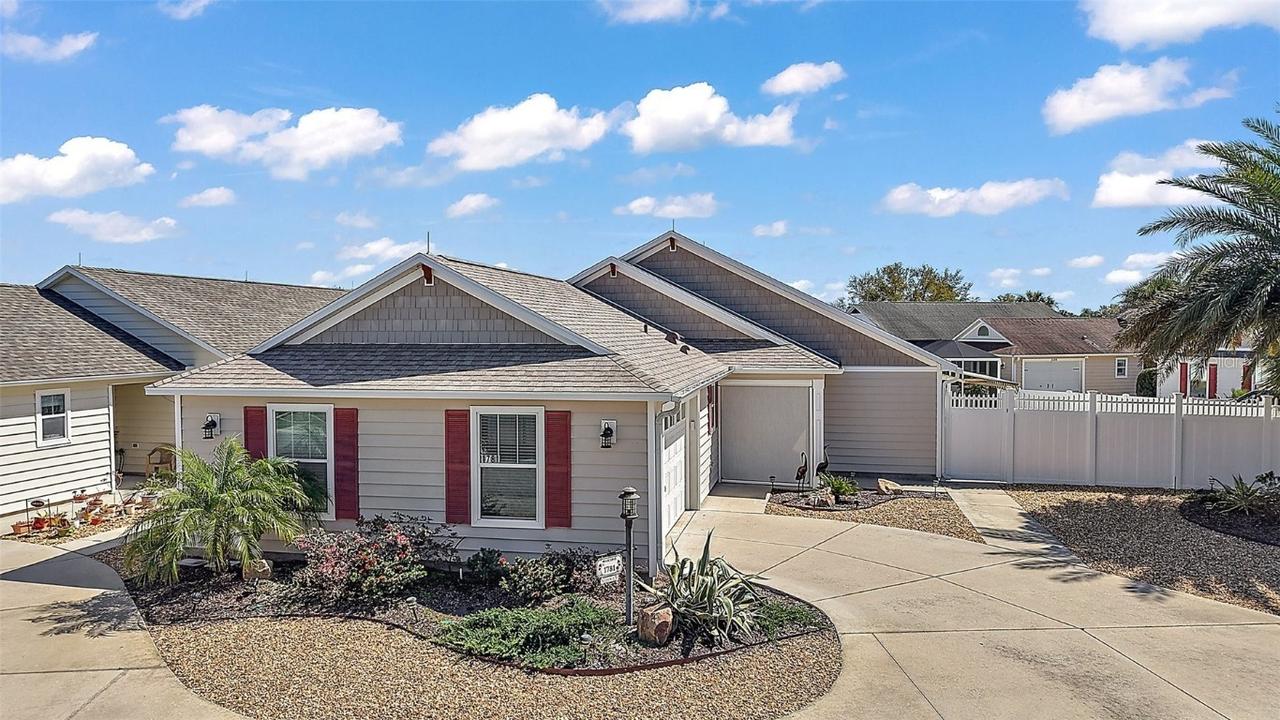 1781 Kingfisher Ct., The Villages, FL 32162