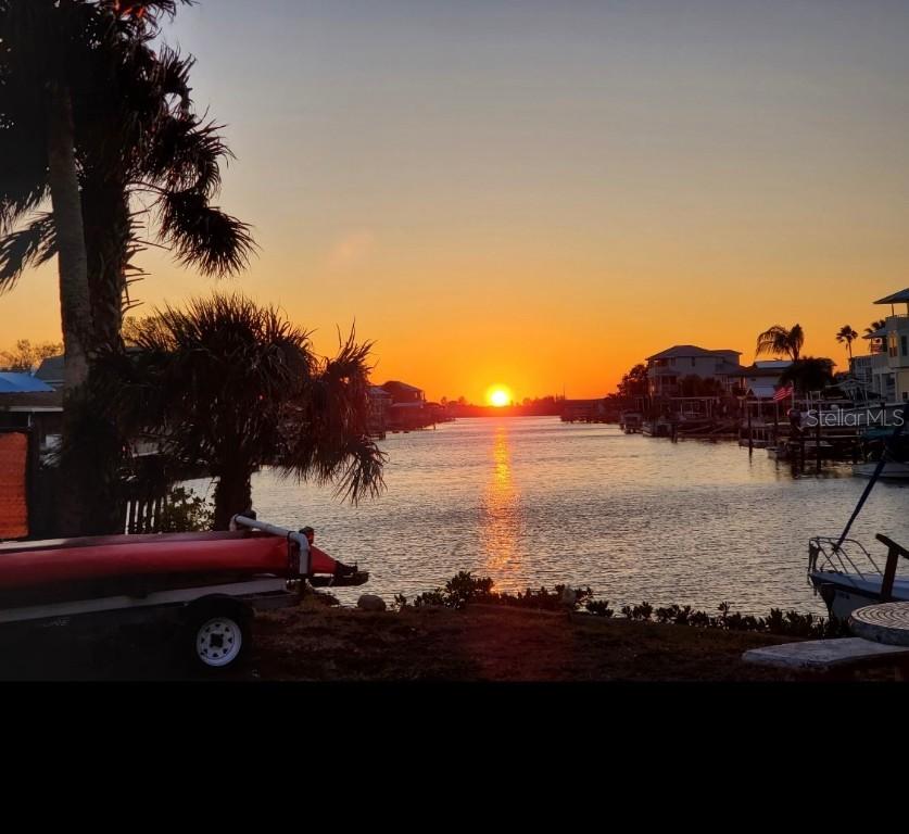 3427 Minnow Creek Dr., Hernando Beach, FL 34607