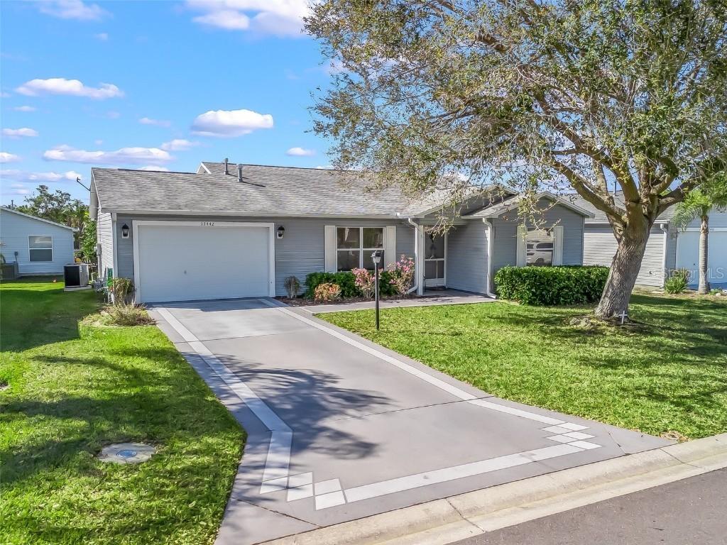 17442 SE 79th Lovewood Ave., The Villages, FL 32162