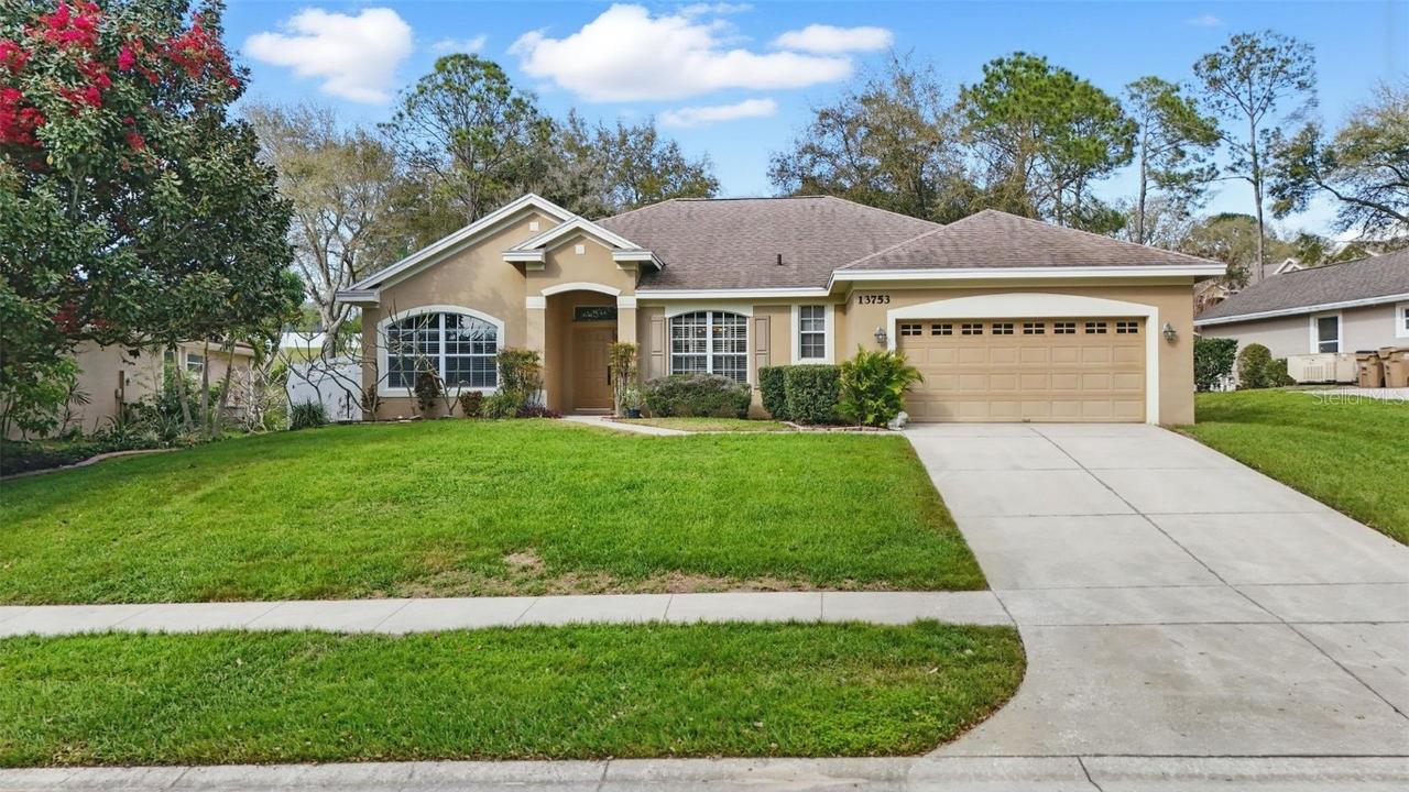 13753 Via Roma Cir., Clermont, FL 34711