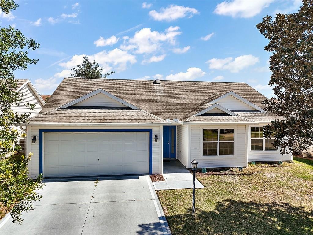 1419 Segovia Pl., The Villages, FL 32162