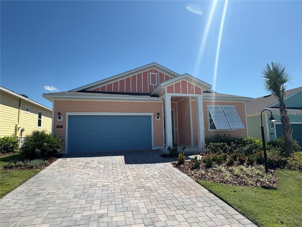 987 Fiesta Key Cir., Lady Lake, FL 32159