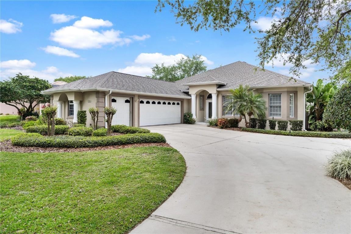 6106 Spinnaker Loop, Lady Lake, FL 32159