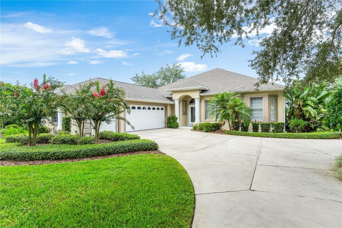 6106 Spinnaker Loop, Lady Lake, FL 32159