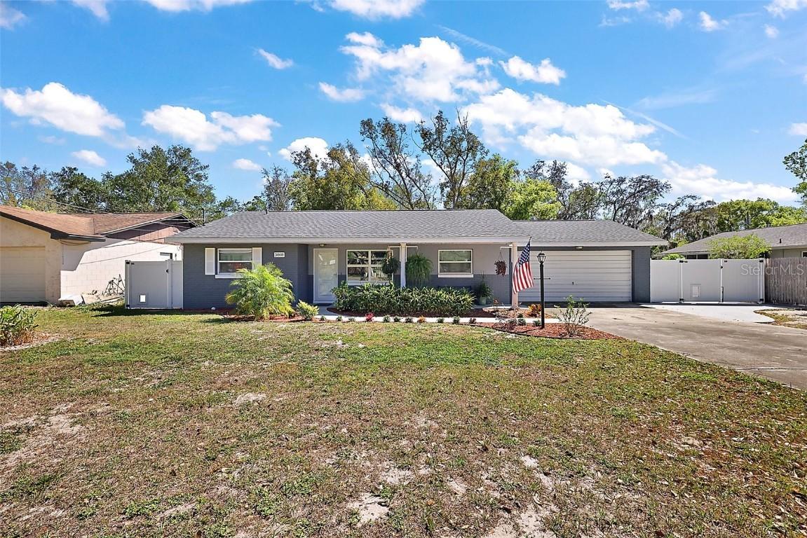 3860 Branch Ave., Mount Dora, FL 32757