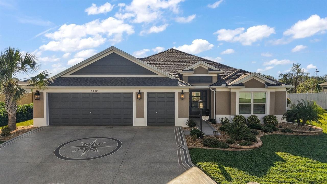 5557 Hawkins Dr., The Villages, FL 32163