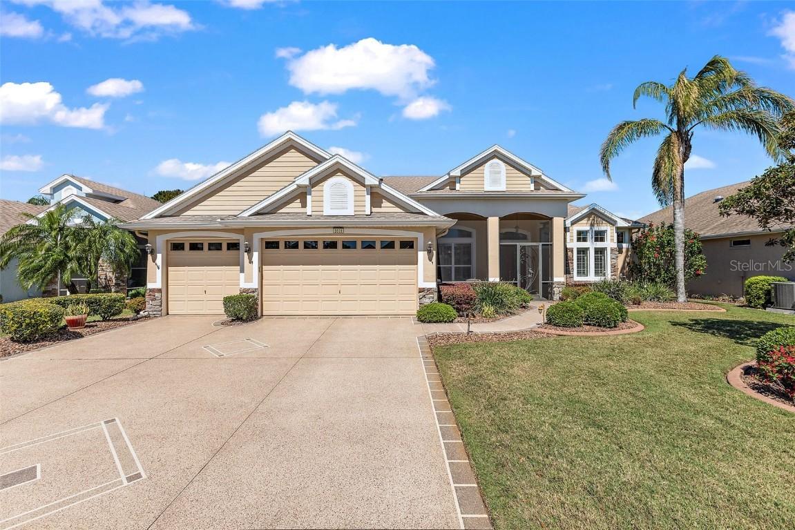 8809 Beacon Hill Avenue, Mount Dora, FL 32757