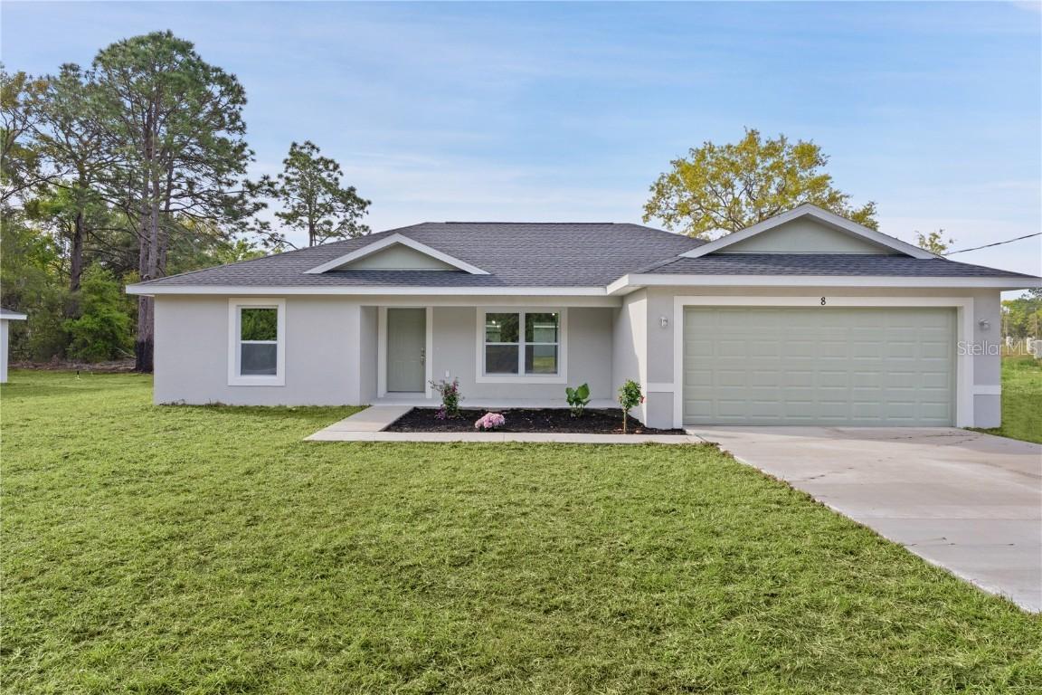 8 Malauka Run Ct., Ocklawaha, FL 32179
