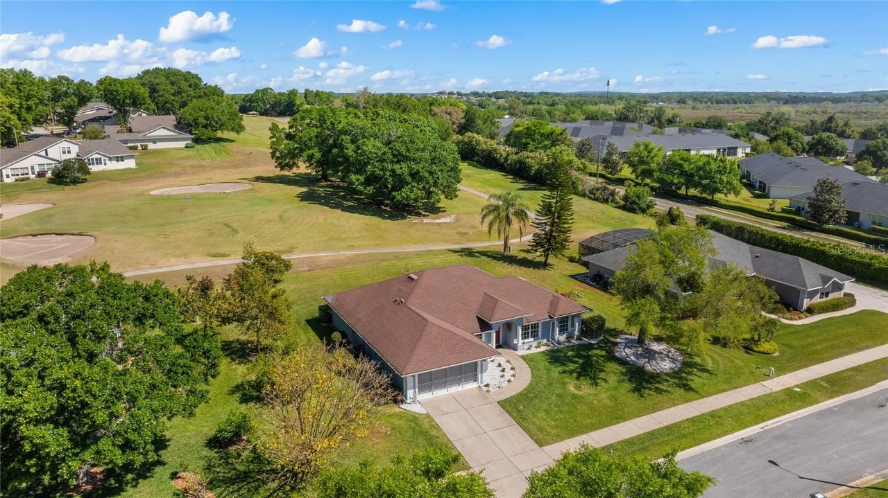8925 Pebble Beach Pl., Clermont, FL 34711