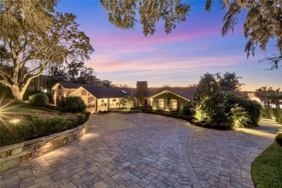 1945 Overlook Dr., Mount Dora, FL 32757