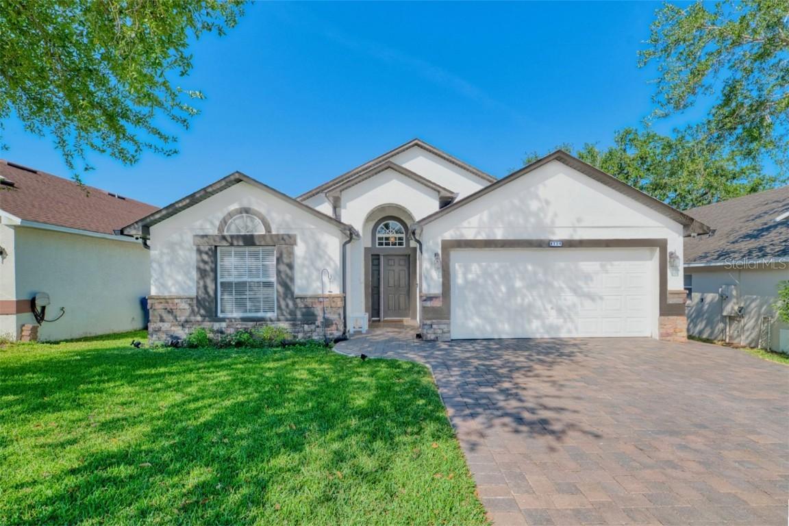 1134 Stoneham Dr., Groveland, FL 34736