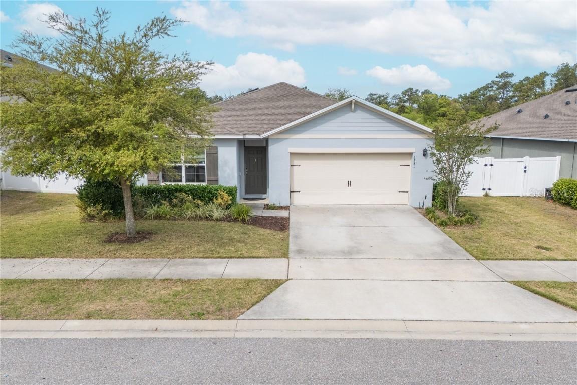 1731 Point O Woods Ct., Mount Dora, FL 32757