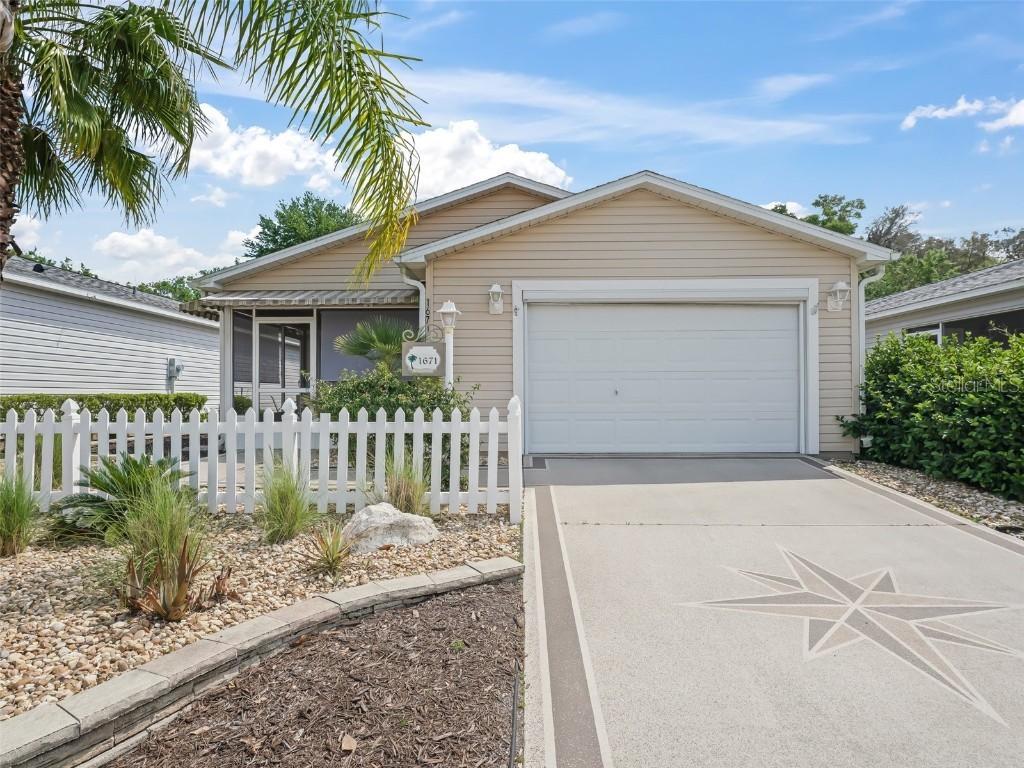 1671 Sellers Ct., The Villages, FL 32162