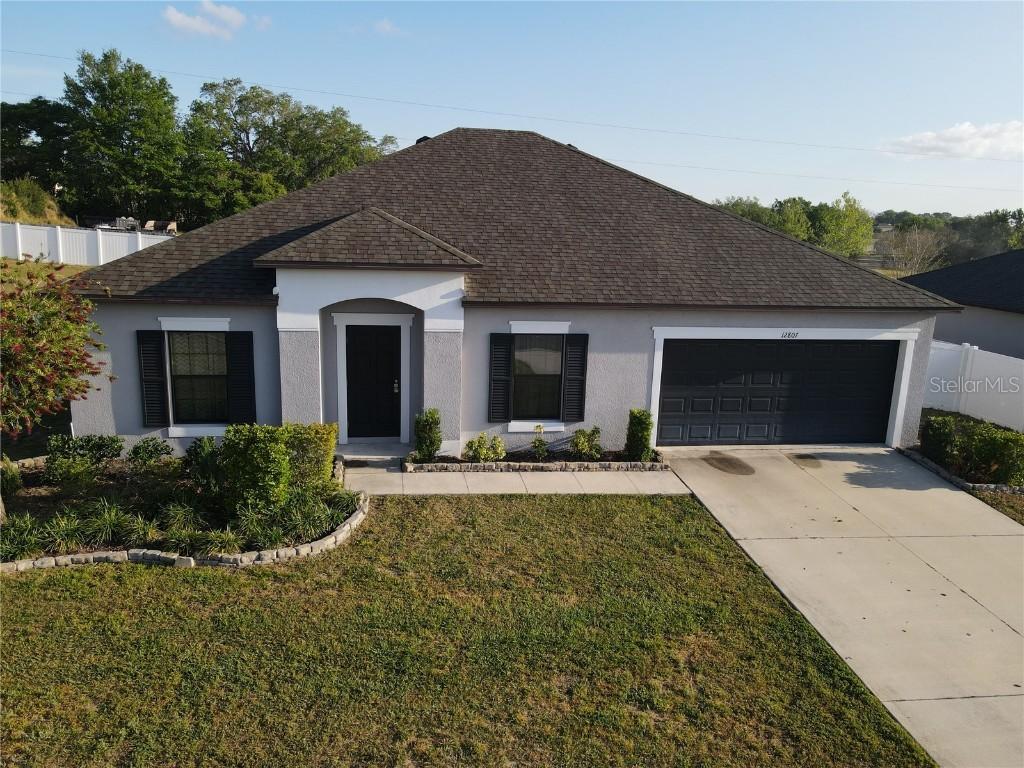 12807 Sugar Ct., Grand Island, FL 32735