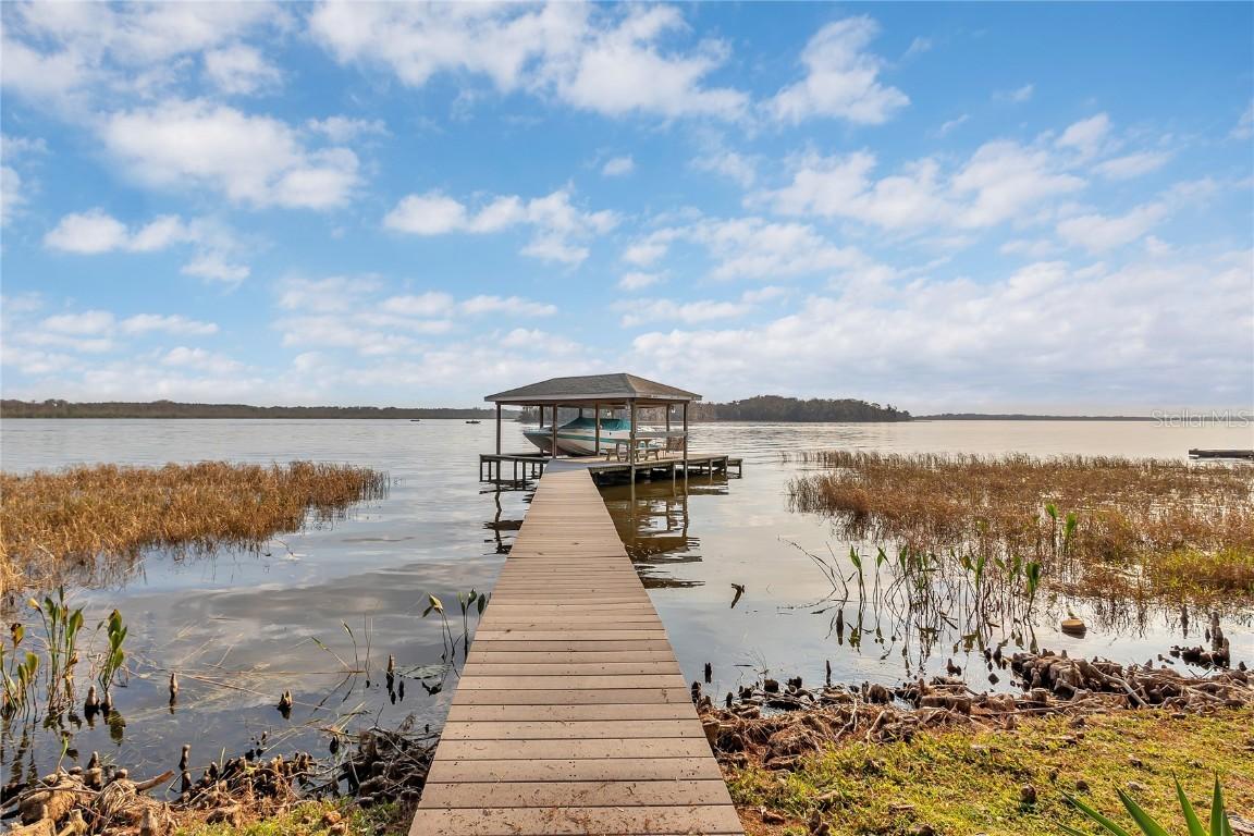 11619 Lane Park Rd., Tavares, FL 32778