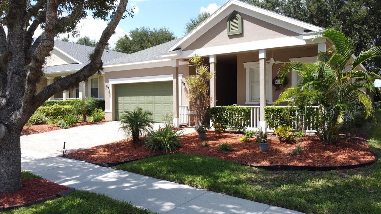 135 Crepe Myrtle Dr., Groveland, FL 34736
