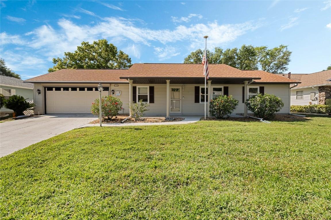26535 Deuce Ct., Leesburg, FL 34748