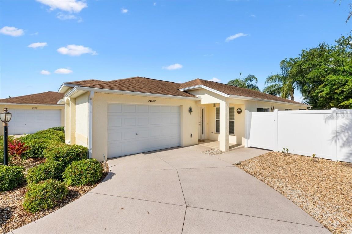 2042 Hydrangea Ave., The Villages, FL 32162