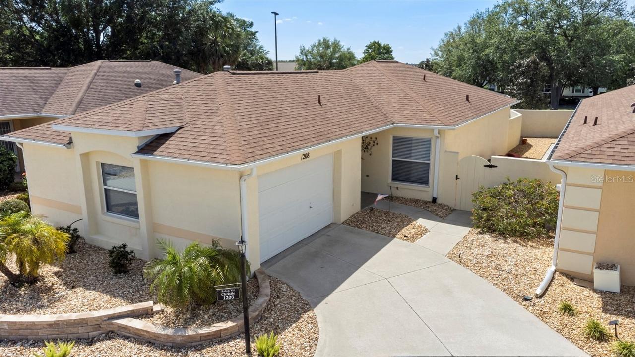 1208 Santa Cruz Dr., The Villages, FL 32162