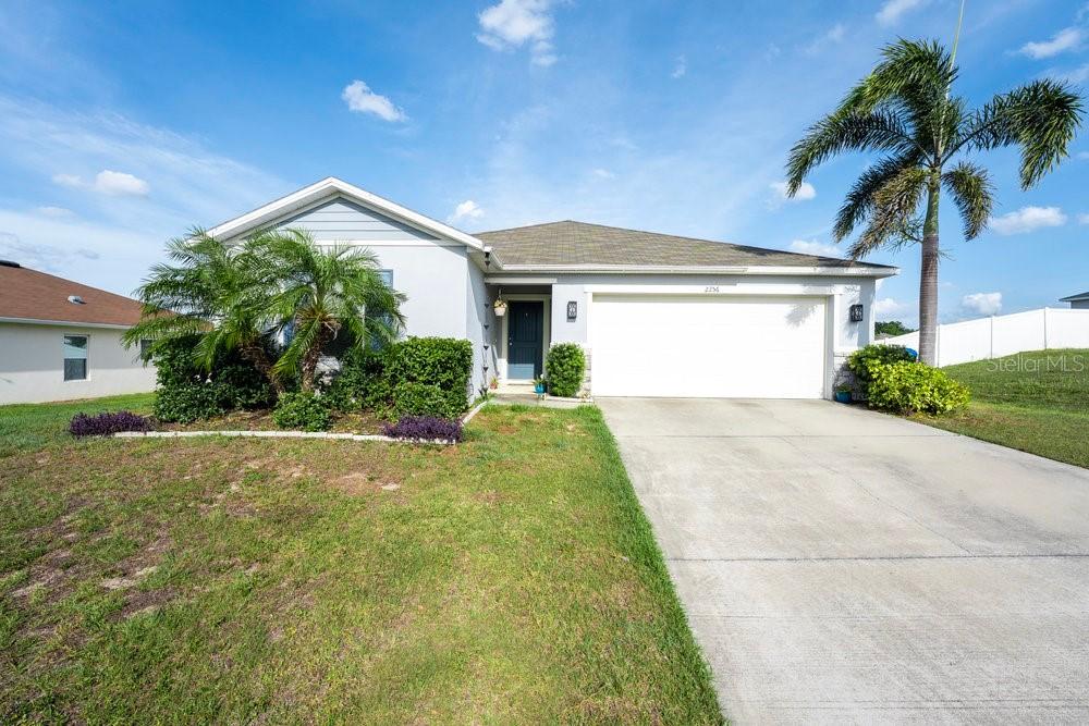 2256 Gladiolus Ln., Mascotte, FL 34753