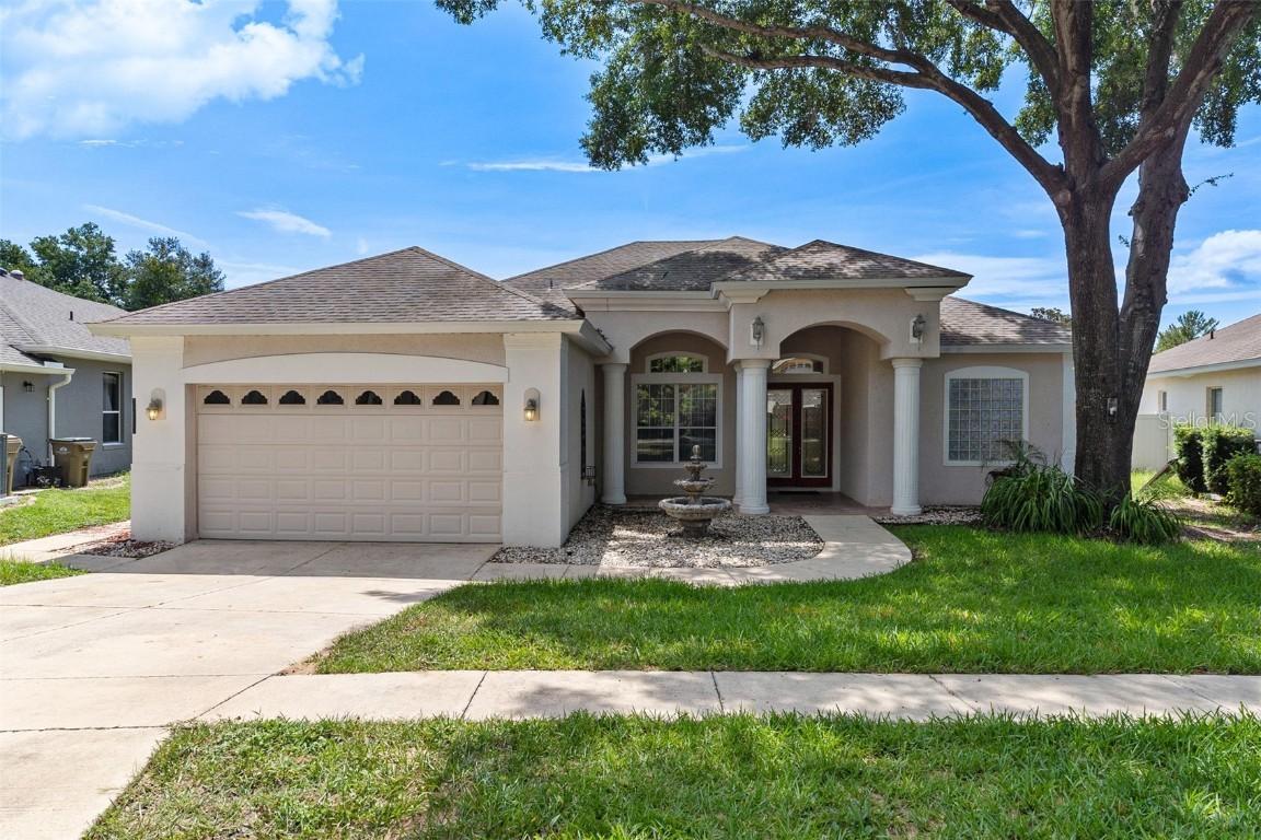 33222 Irongate Dr., Leesburg, FL 34788