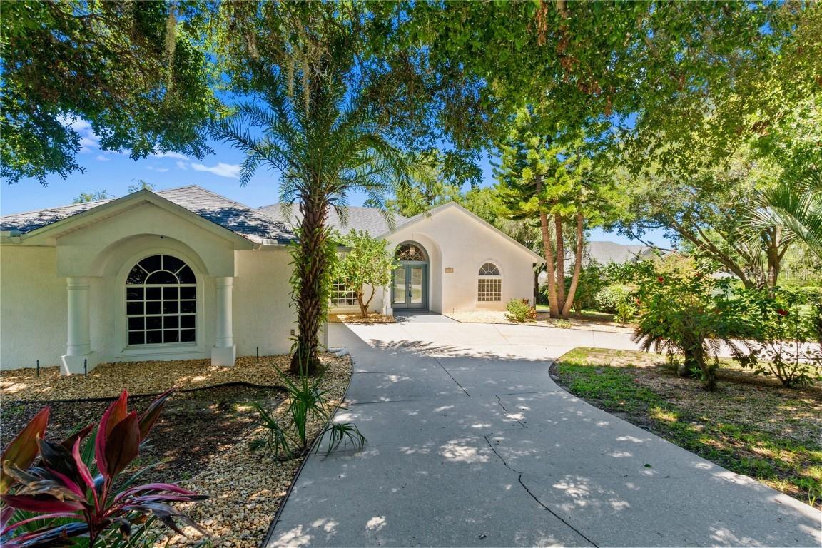 11024 Windchime Cir., Clermont, FL 34711