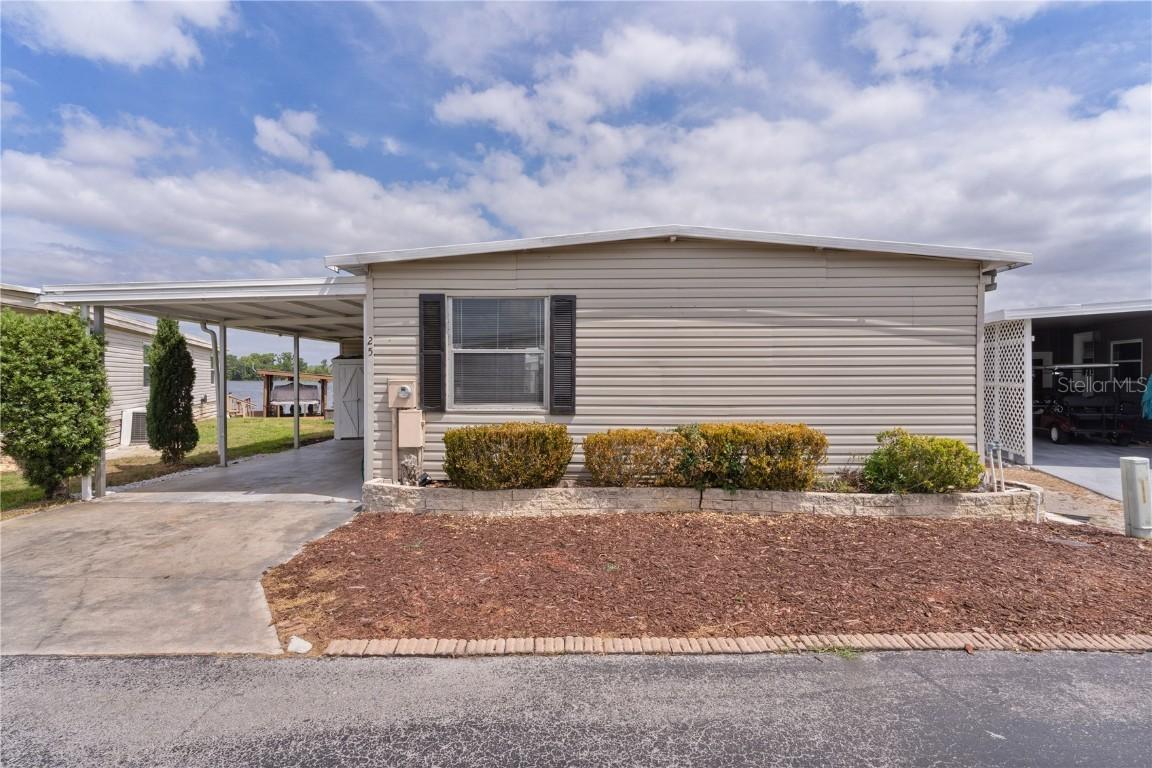 25 Captains Point, Fruitland Park, FL 34731