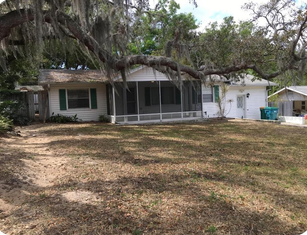 1070 Jasmine St, Clermont, FL 34711