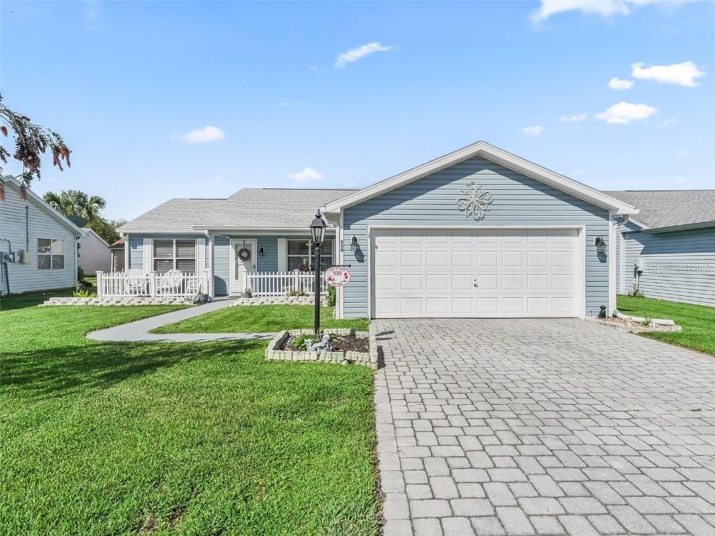 530 Valencia Pl., The Villages, FL 32159