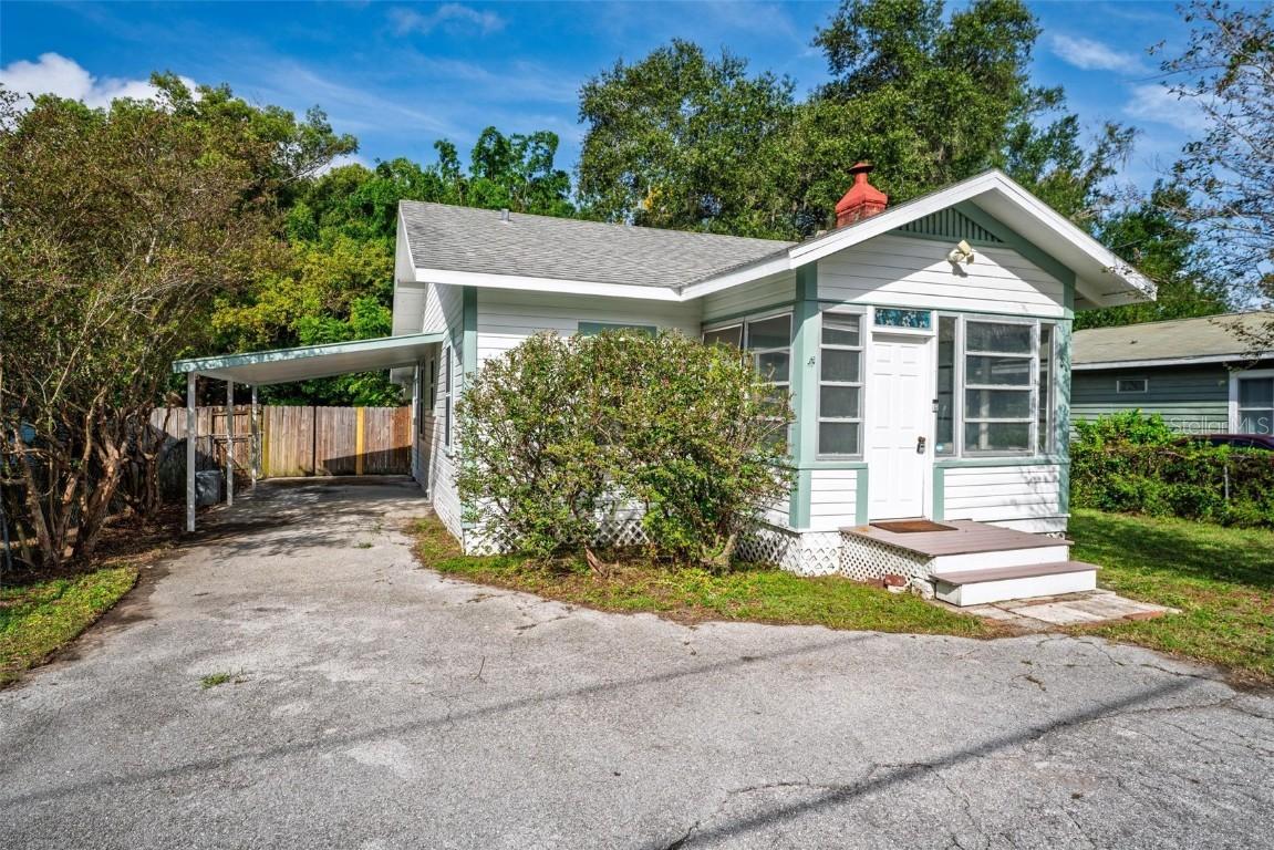 57 N Orange Ave., Umatilla, FL 32784