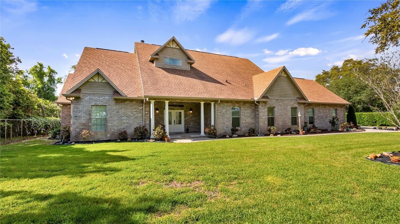 3575 Gloria Ave., Mims, FL 32754