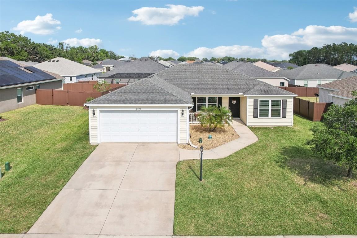 3329 Boyd Cir., Oxford, FL 34484