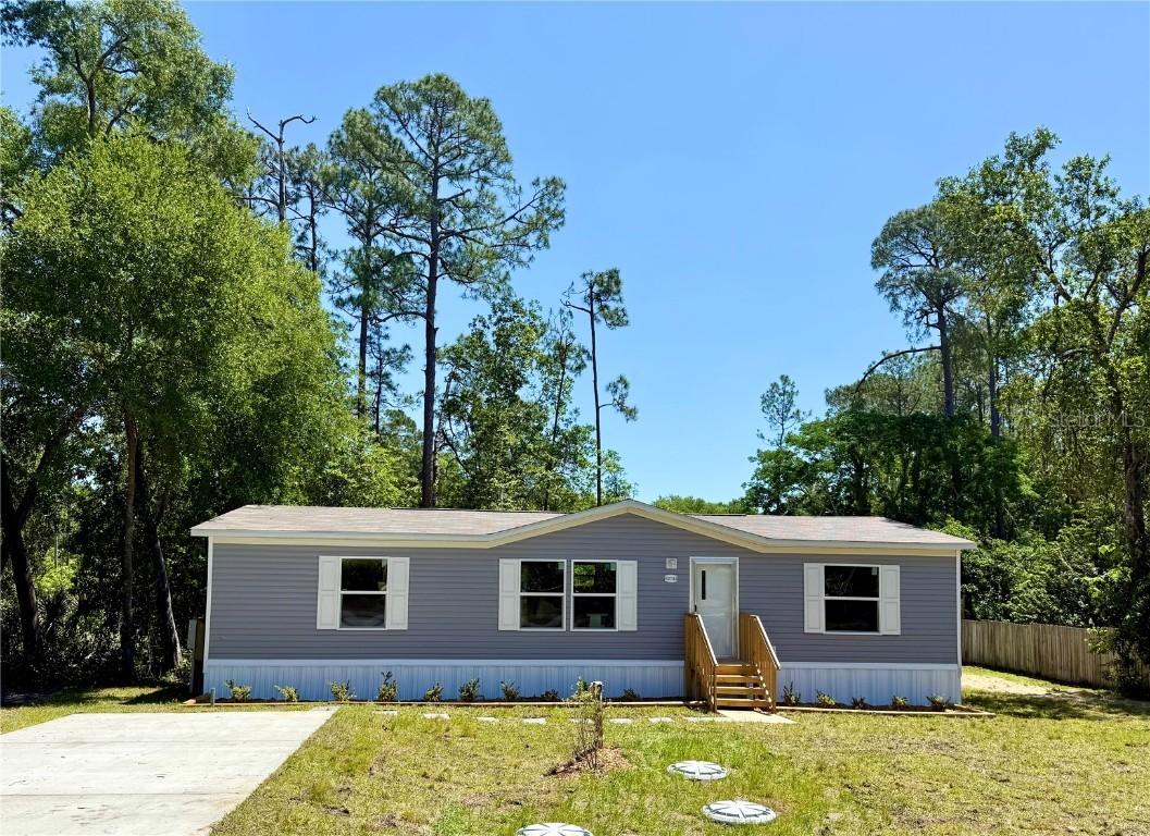 43740 Sunset Dr., Paisley, FL 32767