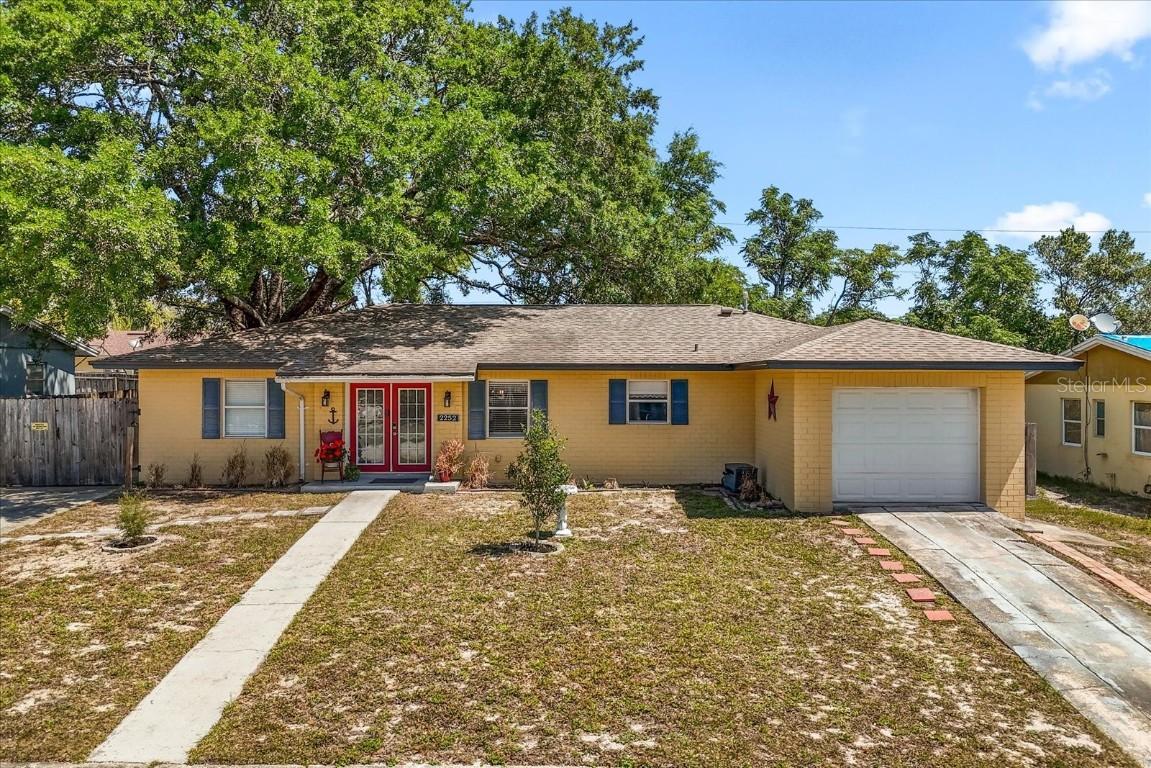 2252 Kent Rd., Deltona, FL 32738