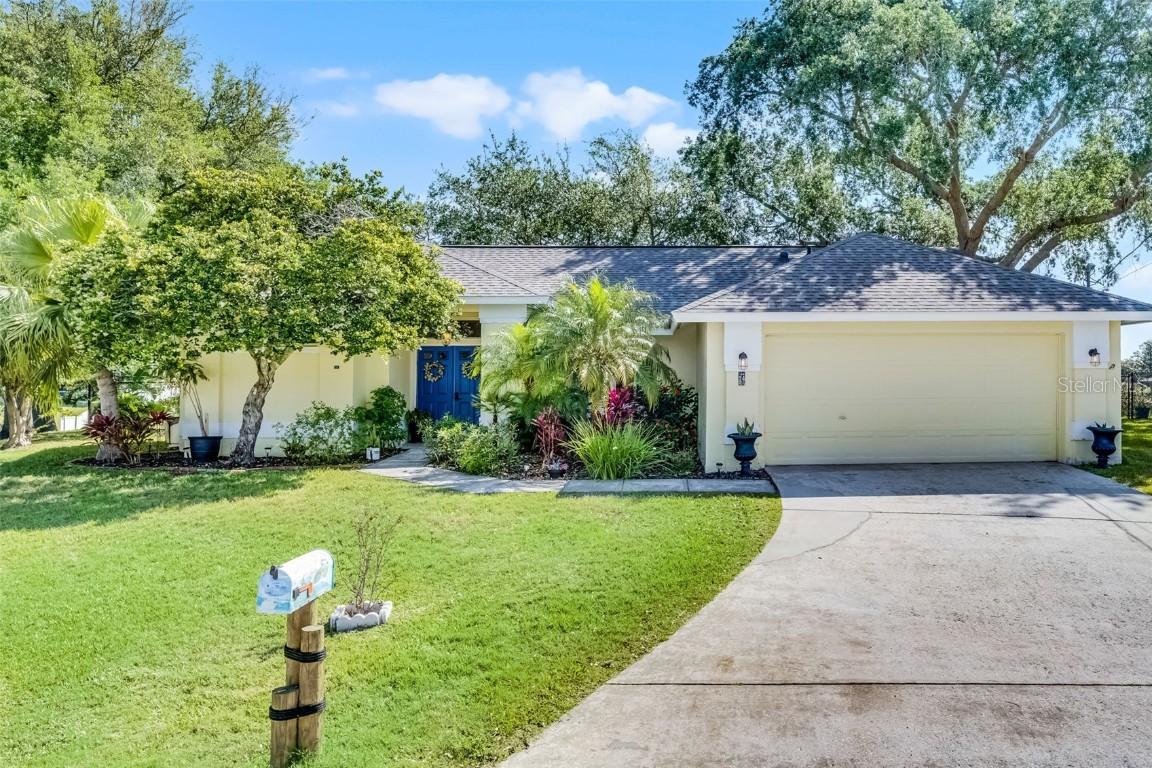 14 Clear Ct., Palm Coast, FL 32137