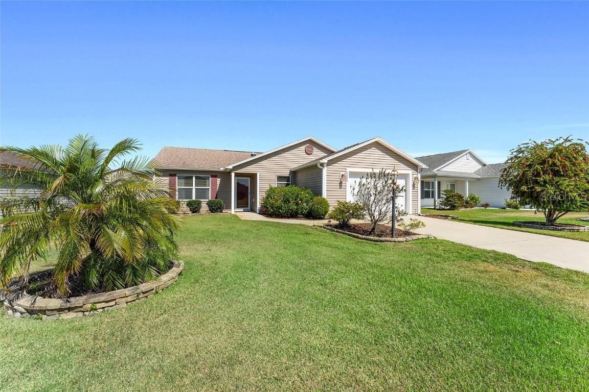 3396 Greenacres Ter., The Villages, FL 32163