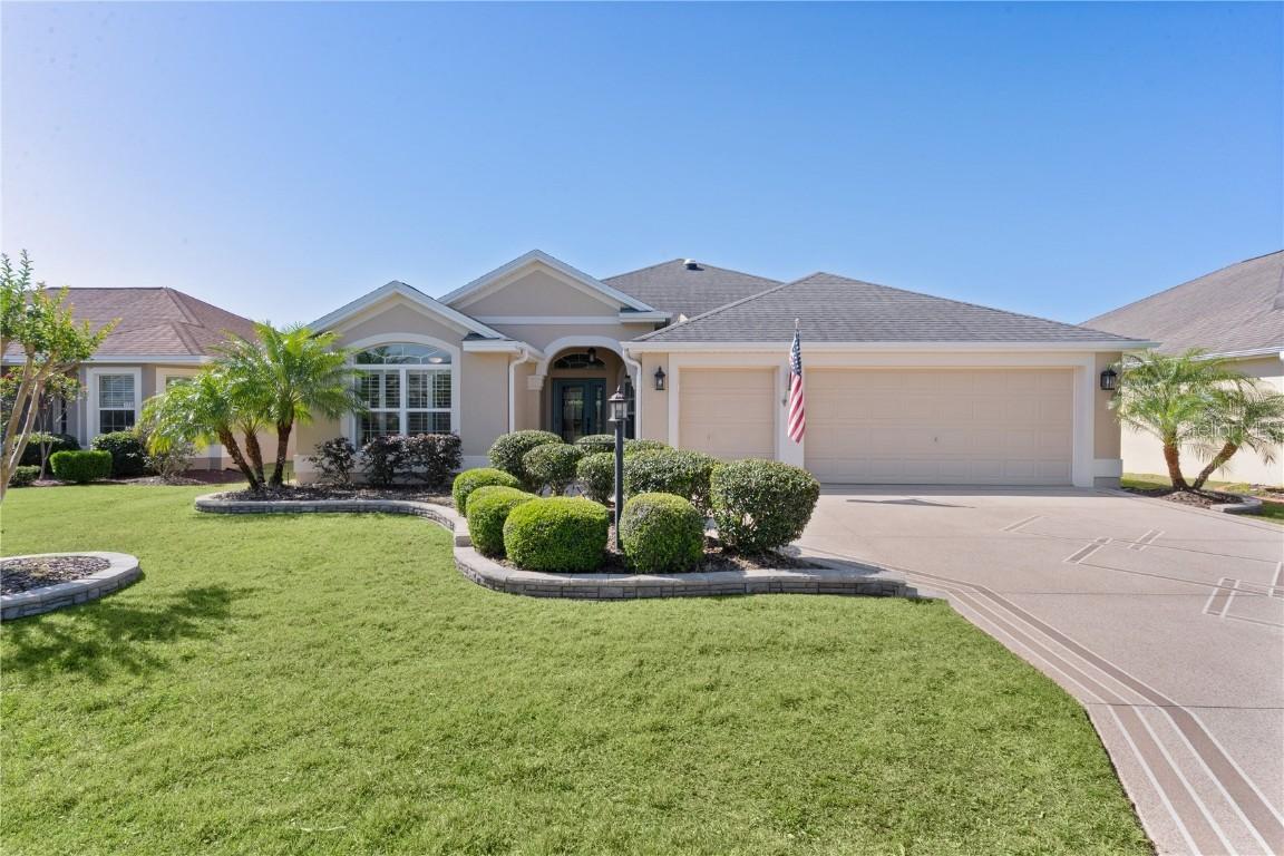 1754 Pennecamp Dr., The Villages, FL 32162