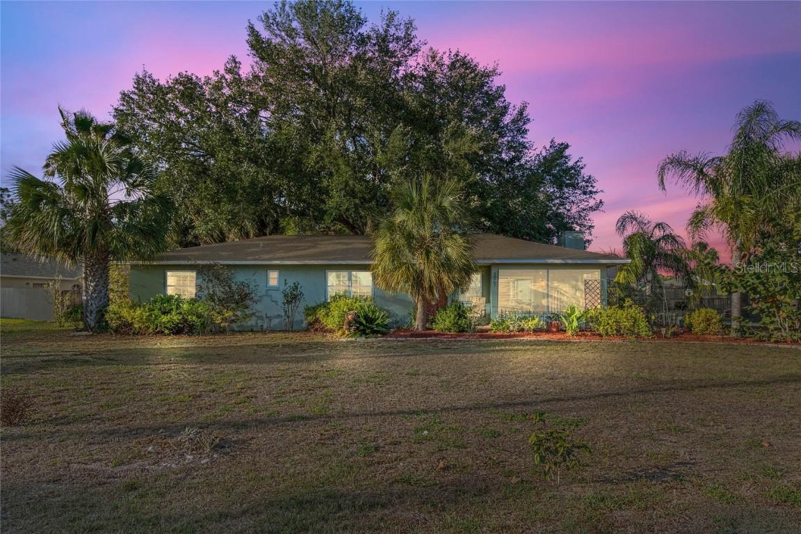 33801 Picciola Dr., Fruitland Park, FL 34731