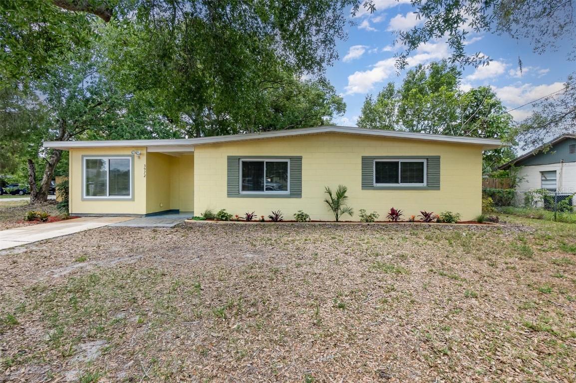 3972 Poinsettia Ave., Mount Dora, FL 32757