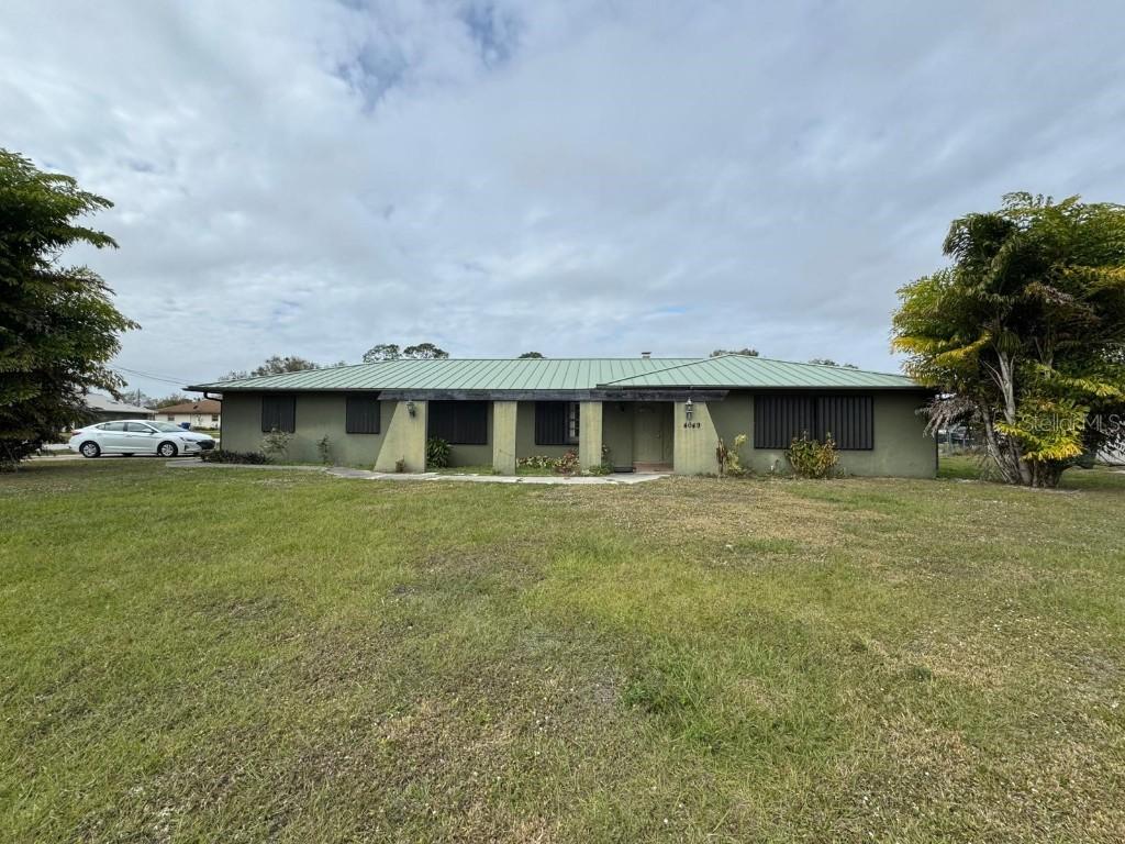 4049 Hedge Ave., Sebring, FL 33875