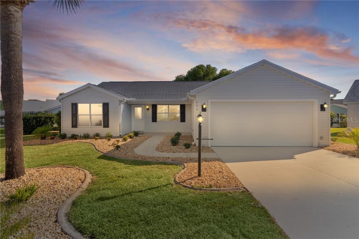 909 Cajon Ct., The Villages, FL 32159
