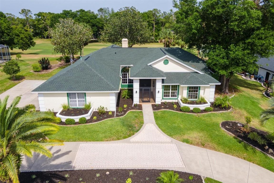 39206 Treeline Dr., Lady Lake, FL 32159