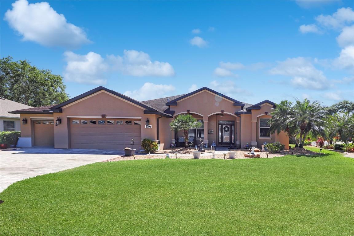 6104 Hunters Ridge Ave., Leesburg, FL 34748