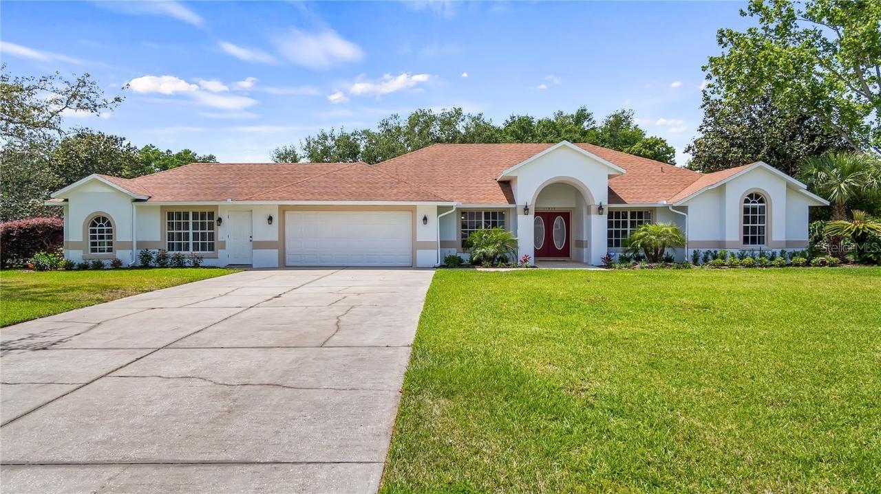 17825 Whisperwind Dr., Clermont, FL 34715