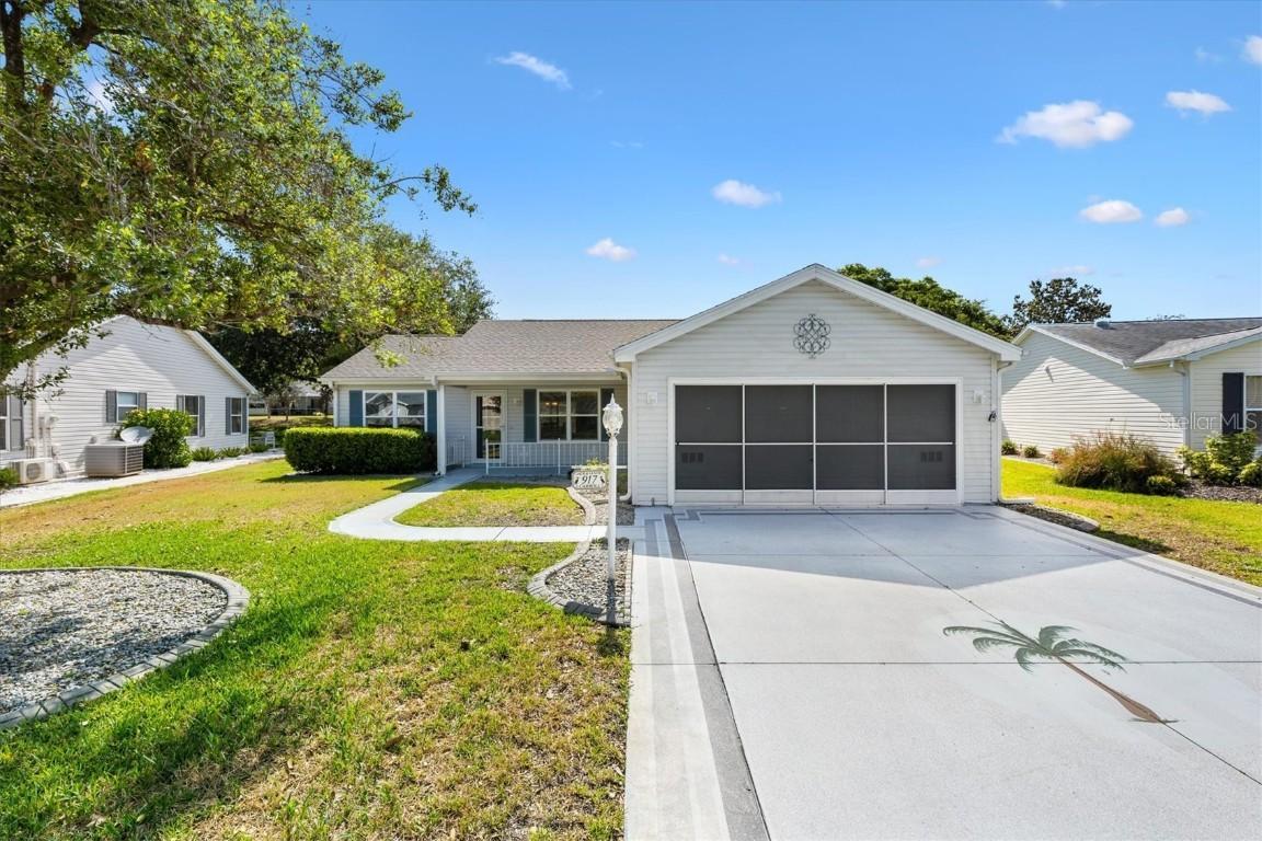 917 Camino Del Rey Dr., The Villages, FL 32159