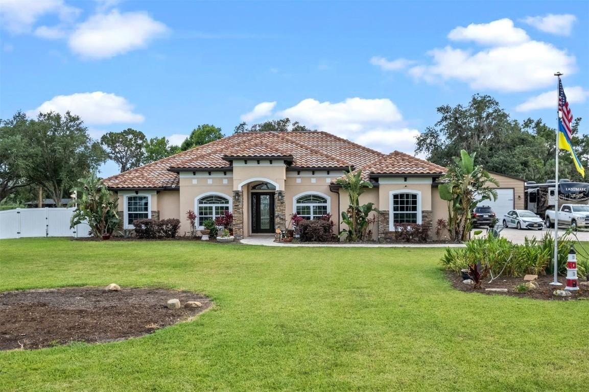 16200 E Shirley Shores Rd., Tavares, FL 32778